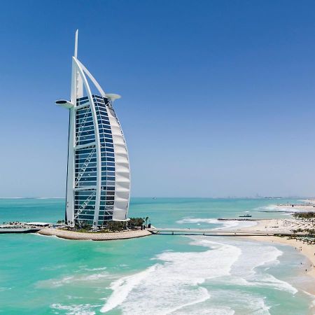 HOTEL BURJ AL ARAB JUMEIRAH DUBAJ 5 Egyes lt Arab Em rs gek